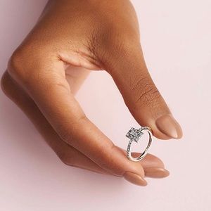 Pandora Ring